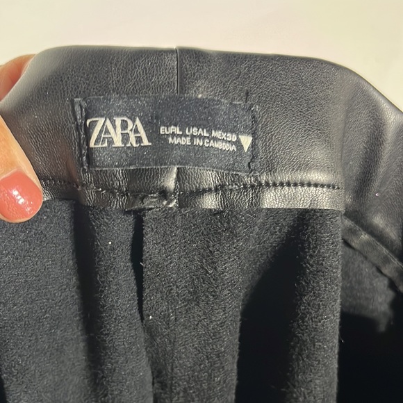 ZARA Black Faux Leather Leggings Size Large - Picture 8 of 9